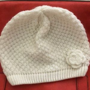 Loft Women’s Ivory Cream Crochet Beanie Hat